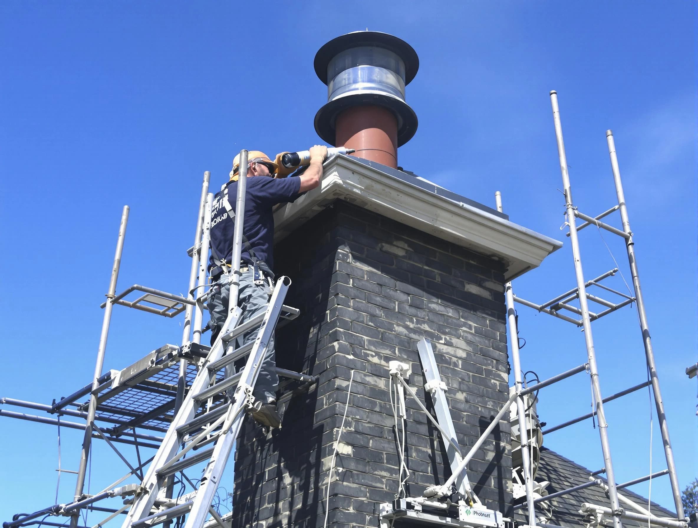 Sturdy chimney crown finished by Meadowbrook Chimney Sweep in Meadowbrook, AL